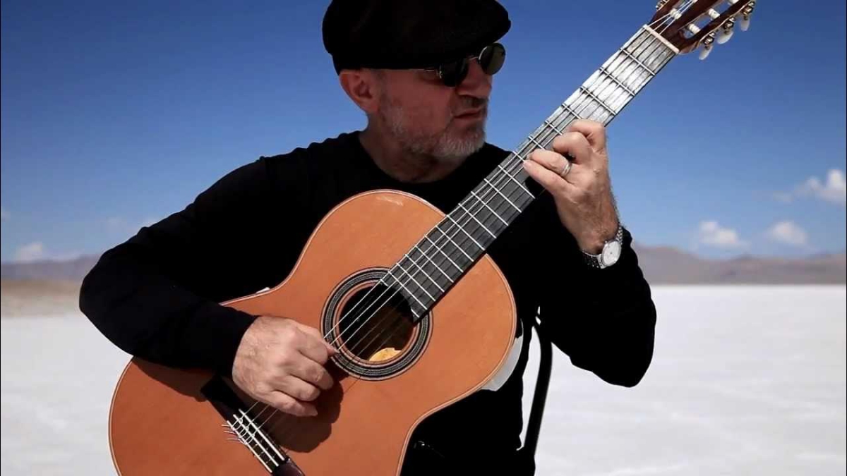 Malagueña - Michael Lucarelli, classical guitar