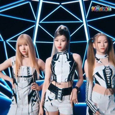 Thumbnail 42T_SHINING_(96Music.Asia)