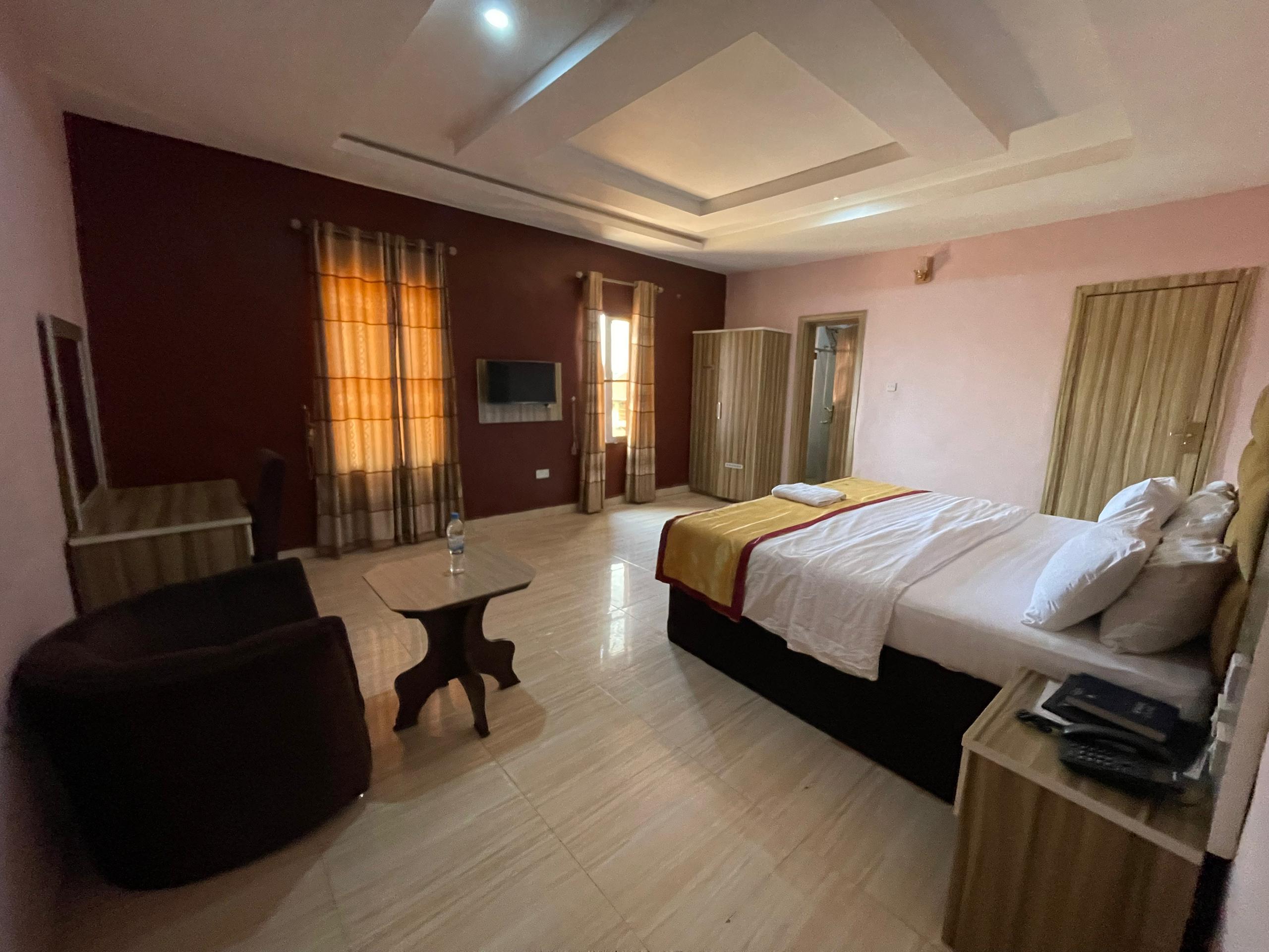 Suite Room